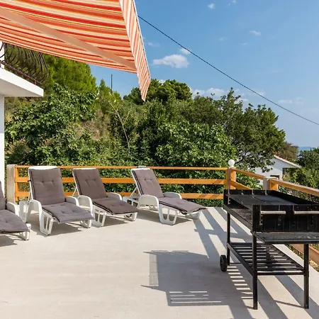 Palfeys アパート