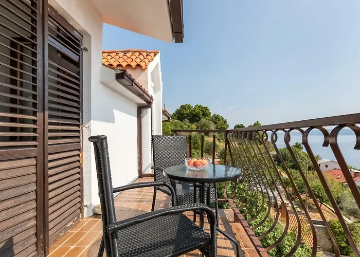 Palfeys * לוקבה